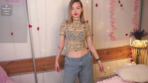 Kate online show from April 24, 2026, 4:09 pm