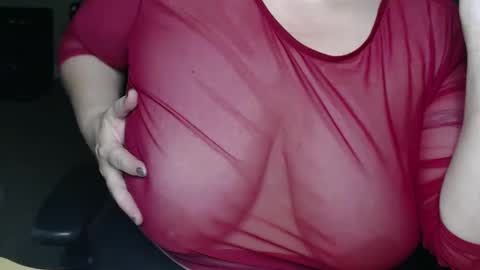 Snapshot of alyss_skye28 chatting on October 3, 2025, 1:13 am Alyss Skye online show from October 3, 2025, 1:13 am