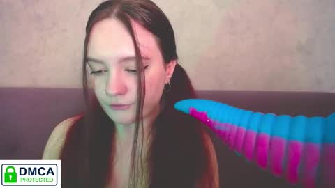 Snapshot of alyssa__scarlet chatting on October 7, 2025, 10:34 am Alyssa online show from October 7, 2025, 10:34 am