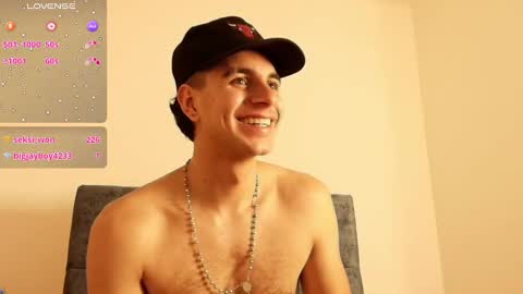 Amadeo Wild online show from December 4, 2024, 5:11 pm