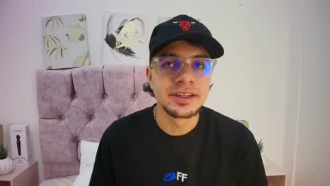 Amadeo Wild online show from February 6, 2025, 12:16 pm