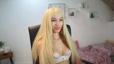 Amai  Liu online show from September 9, 2025, 6:18 pm