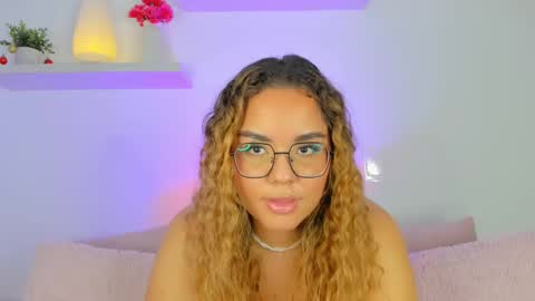 amalia bennet online show from February 6, 2025, 9:17 pm