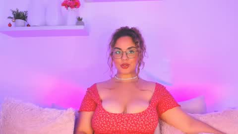 amalia bennet online show from February 19, 2025, 7:27 pm