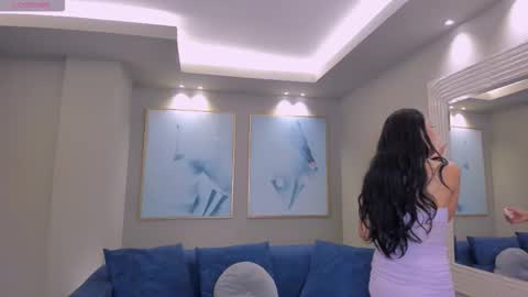 Amalia cruss online show from March 9, 2026, 8:24 pm