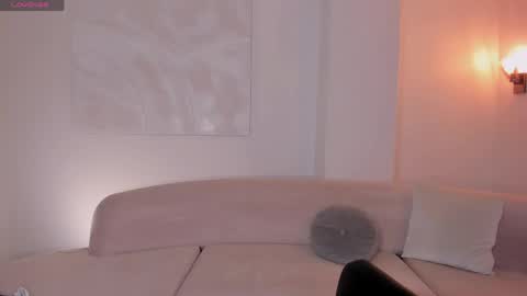 Snapshot of amalia_cruss chatting on April 21, 2026, 1:53 am Amalia cruss online show from April 21, 2026, 1:53 am