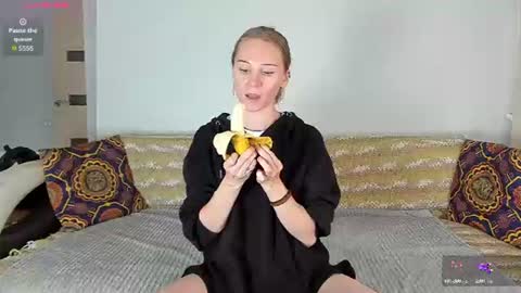 Amalia online show from July 19, 2026, 9:02 am