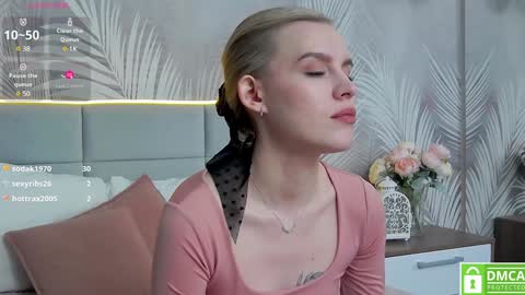 Amalia online show from December 14, 2024, 7:46 pm