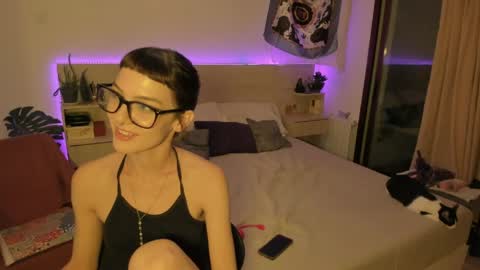 Snapshot of amancay_ chatting on April 2, 2026, 12:19 am Amancay online show from April 2, 2026, 12:19 am