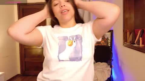         online show from December 2, 2025, 2:56 pm