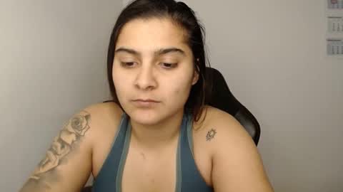 The queen of the biceps  online show from February 12, 2025, 10:26 pm