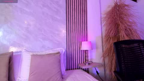 Luisa online show from October 30, 2025, 1:07 am