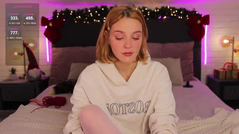 Snapshot of amanda__fox chatting on December 6, 2024, 6:06 pm Amanda fox online show from December 6, 2024, 6:06 pm