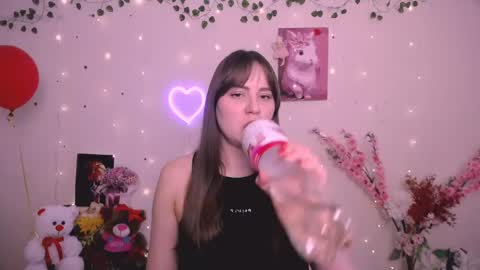 amanda_bright_ online show from April 17, 2026, 11:02 am