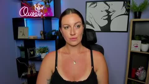 Amanda online show from June 3, 2026, 2:33 pm