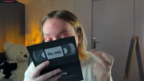 Hi im Amanda online show from November 13, 2025, 10:25 am