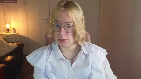 Snapshot of amanda_butlerr chatting on July 5, 2026, 8:32 am Hi im Amanda online show from July 5, 2026, 8:32 am