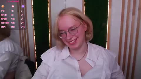 Snapshot of amanda_butlerr chatting on July 14, 2026, 9:42 pm Hi im Amanda online show from July 14, 2026, 9:42 pm