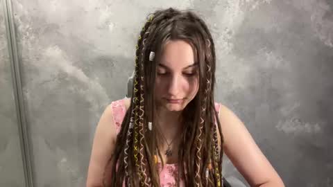 Amanda online show from March 22, 2026, 8:40 am