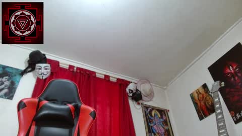 Amanda Valeska online show from November 23, 2025, 3:56 pm