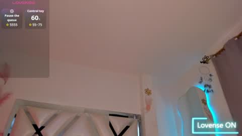 amandaa_fox_ online show from July 4, 2026, 5:52 pm