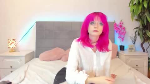 Amanda online show from October 17, 2025, 6:05 am