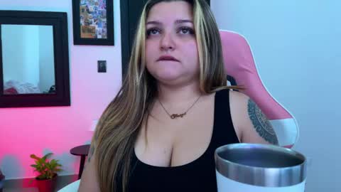 Amandha online show from May 23, 2026, 4:11 pm