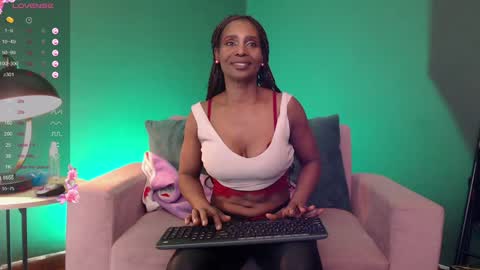 luna online show from December 18, 2024, 7:41 pm