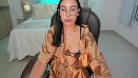 Snapshot of amara_foxx chatting on June 29, 2026, 7:25 pm amara foxx online show from June 29, 2026, 7:25 pm