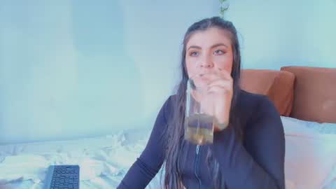 Snapshot of amara_vega chatting on July 13, 2026, 2:09 pm Amara Vega online show from July 13, 2026, 2:09 pm