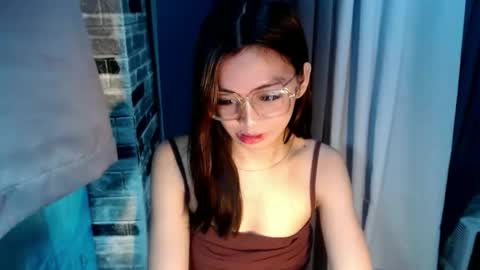 BELLA online show from May 27, 2026, 2:08 am