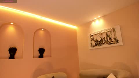 Amara Di online show from April 15, 2026, 11:06 am