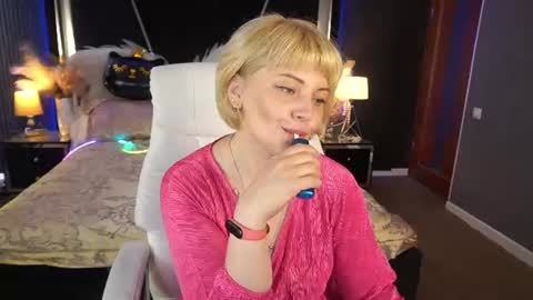 Sofia online show from July 3, 2026, 1:06 pm