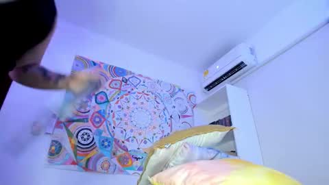 Susan online show from October 28, 2025, 3:36 pm