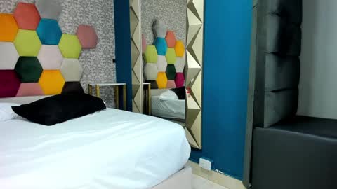 Snapshot of amarantha_hans chatting on February 7, 2025, 1:36 am amarantha_hans online show from February 7, 2025, 1:36 am