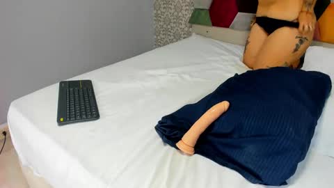 Snapshot of amarantha_hans chatting on February 27, 2025, 11:37 pm amarantha_hans online show from February 27, 2025, 11:37 pm