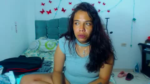 Amara Julia online show from February 21, 2025, 4:51 am