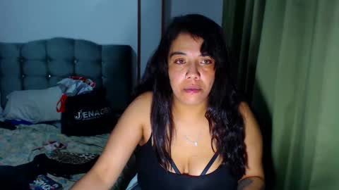 Amara Julia online show from January 16, 2026, 5:33 am