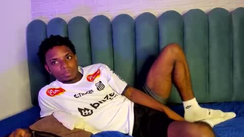 Amare online show from November 12, 2025, 6:52 pm