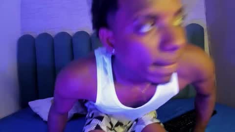 Amare online show from November 14, 2025, 7:12 pm