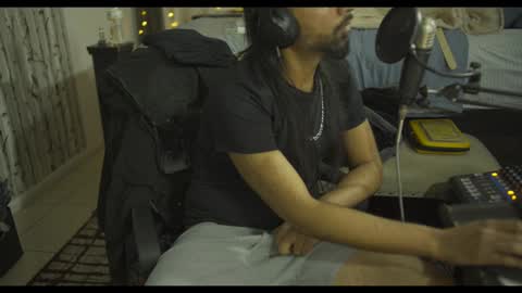 amateurhq online show from October 4, 2025, 3:48 am