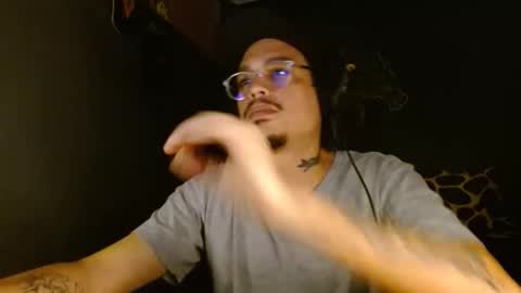 amateurmen33 online show from April 25, 2026, 3:09 am