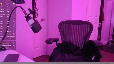 leash online show from February 15, 2026, 7:51 am