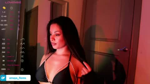 amaya_floress online show from February 8, 2025, 1:22 am