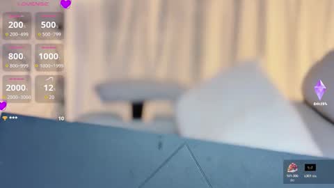 yooo online show from December 2, 2025, 3:18 pm