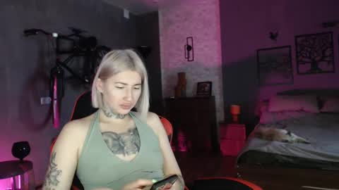 Snapshot of amayamalina chatting on December 12, 2024, 7:08 am Malina online show from December 12, 2024, 7:08 am