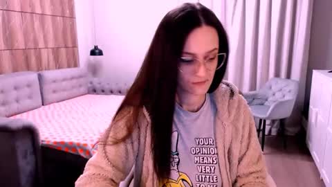 Izza online show from February 8, 2026, 8:18 am