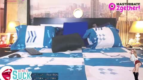 Sharlot online show from November 14, 2025, 2:16 pm