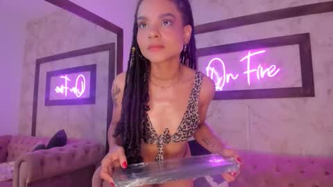 Ambar online show from October 27, 2025, 7:51 pm