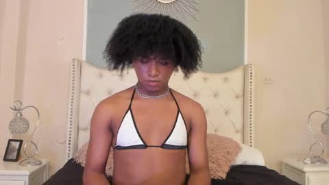Ambar Colling online show from February 3, 2025, 4:31 pm